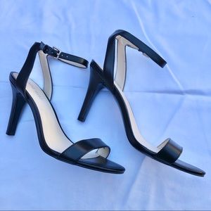 Nine west: ankle strap high heels